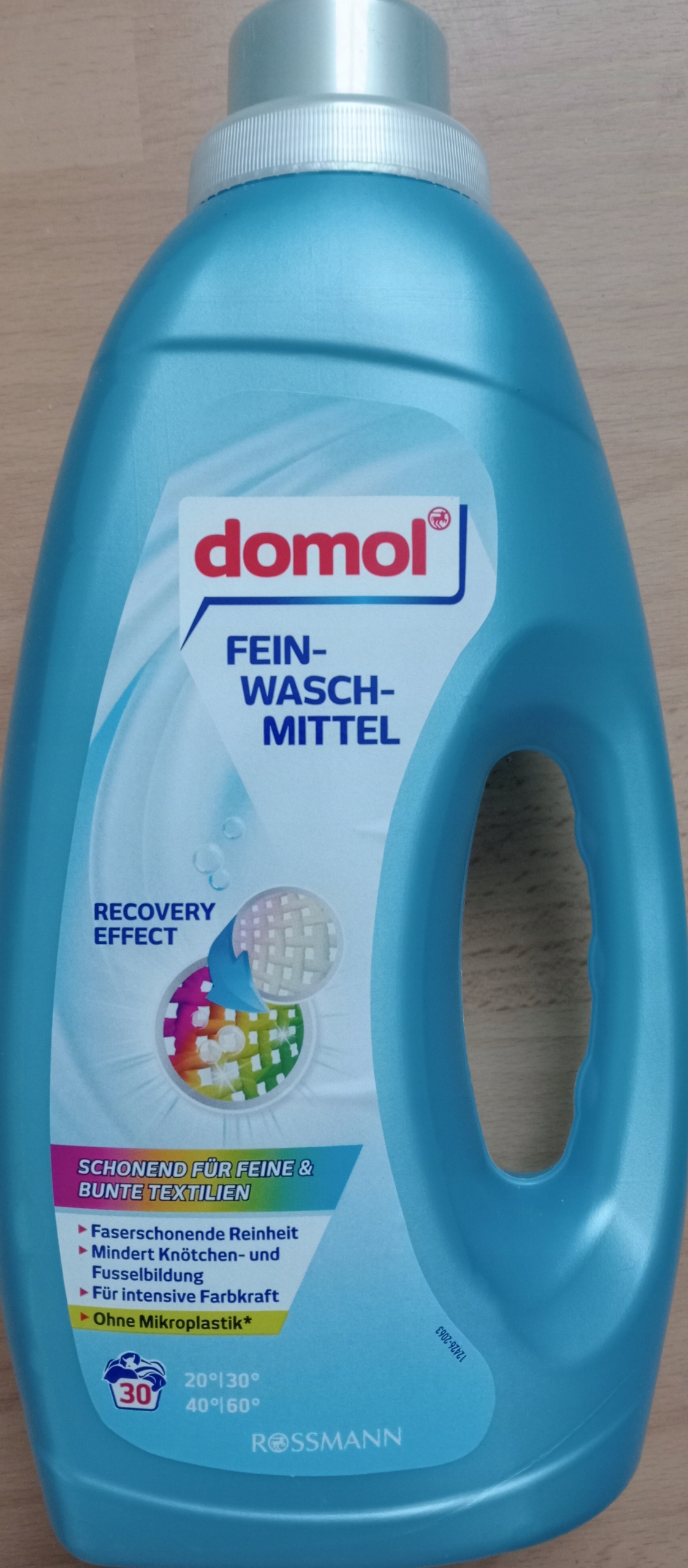 

Płyn do prania tkanin delikatnych Domol 1,5 l