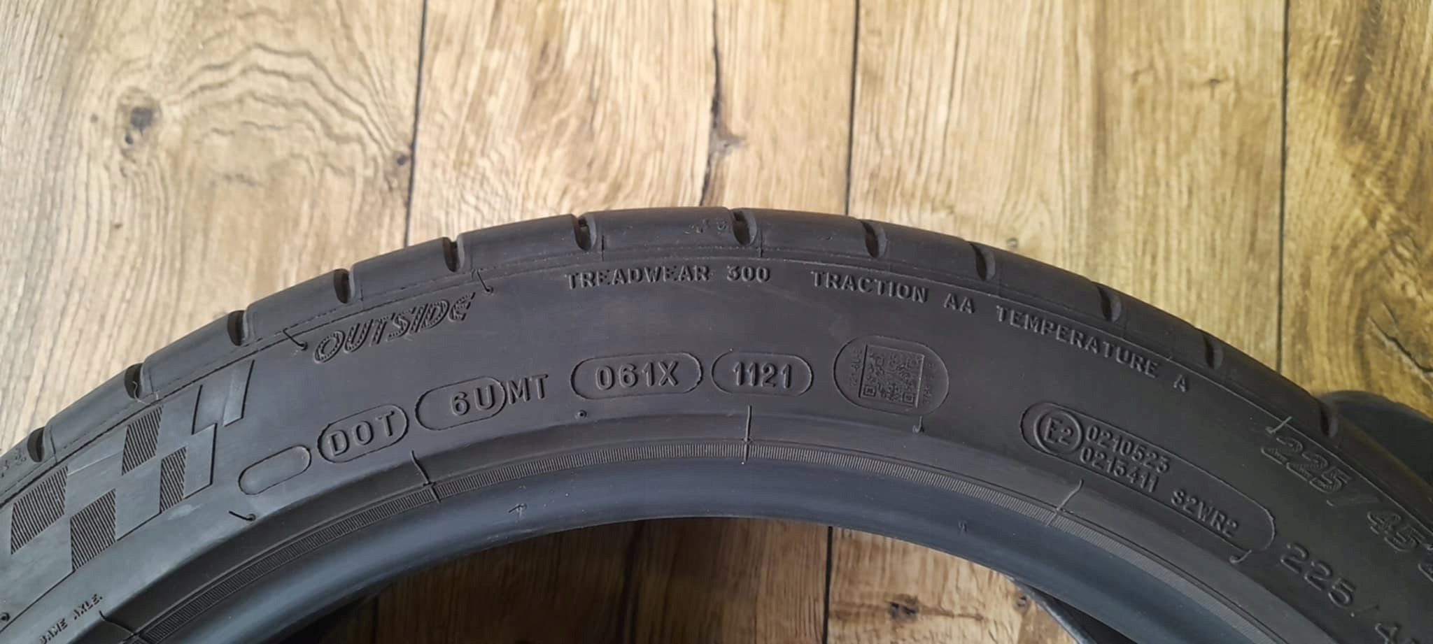 MICHELIN PILOT SPORT 225/45R18 95Y XL