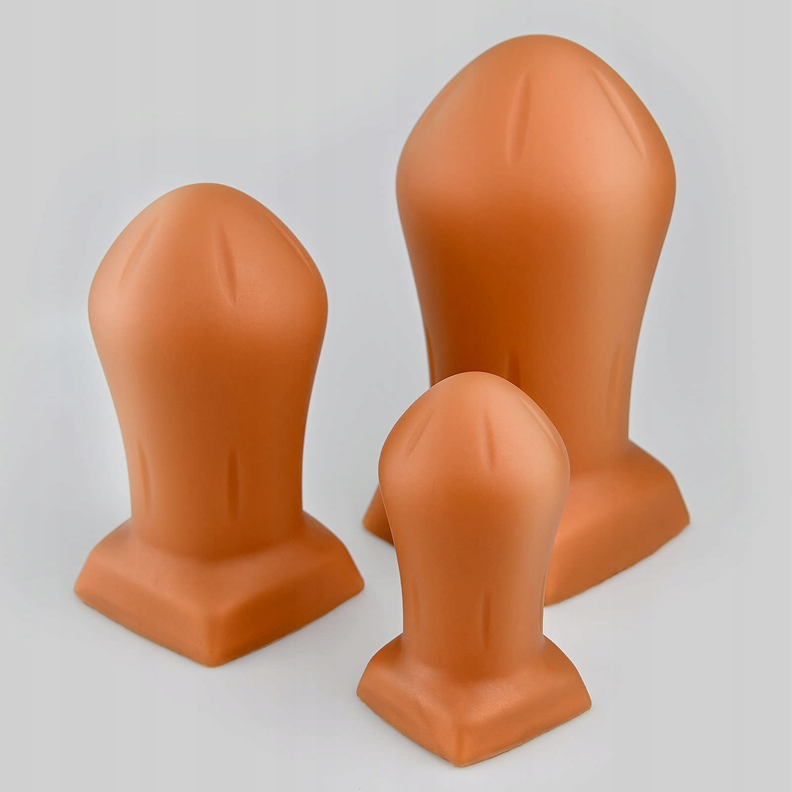 GOLDEN Analny Korek Silikonowy Masażer Prostaty Rozszerzacz Anusa Medium — miniatura 6