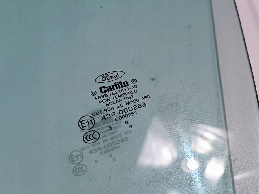 window door front left Ford Mustang VI Cabrio S550 2015