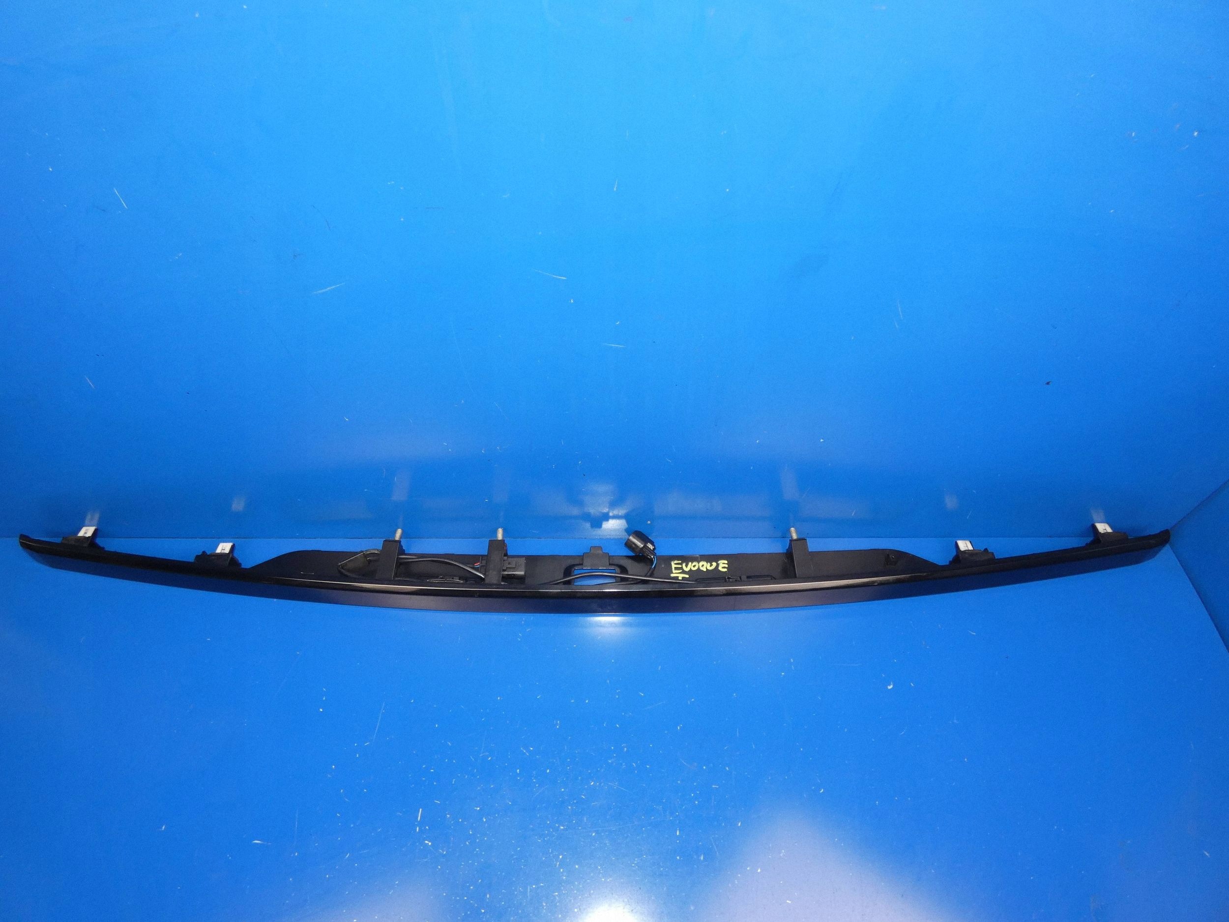 RANGE ROVER EVOQUE L538 moulding bonnet boot cap