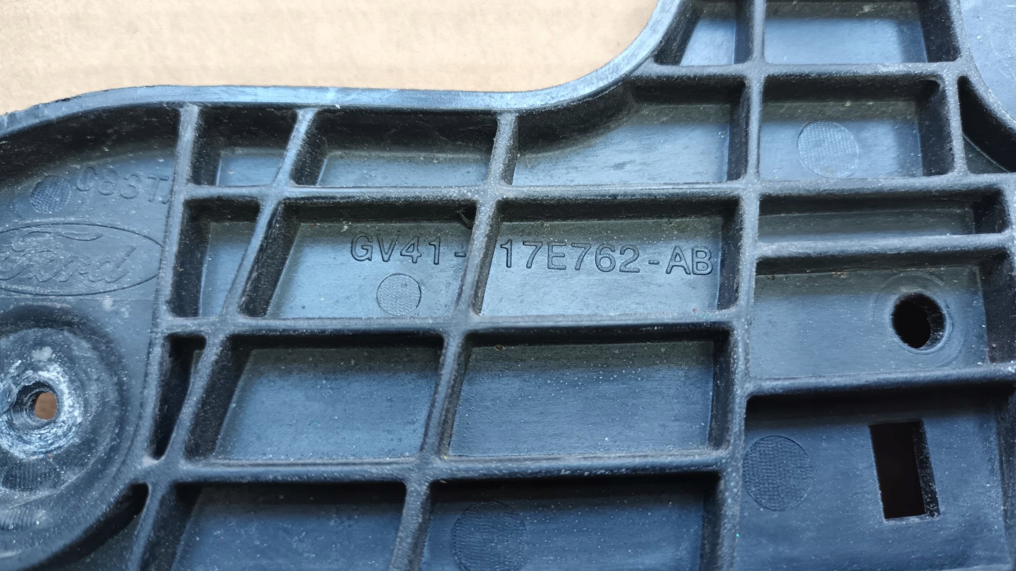 right rear light holder FORD KUGA II LIFT 2016->