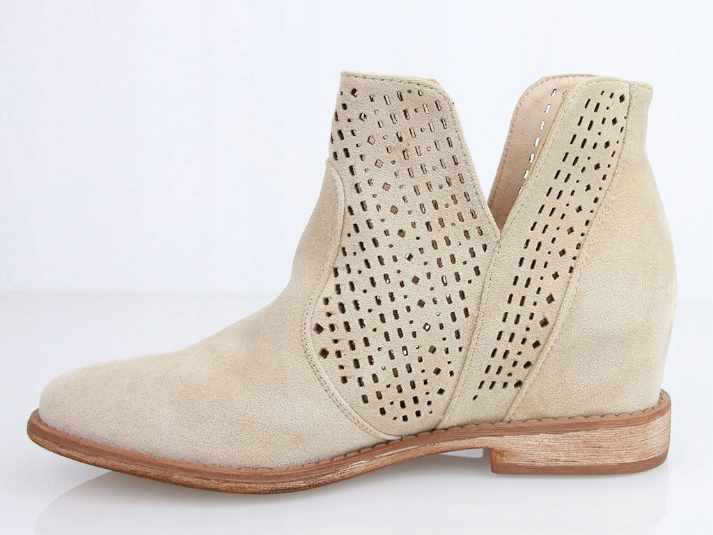 WIOSENNE BOTKI DAMSKIE AŻUROWE BUTY Z WYCIĘCIEM ZAMSZOWE BEŻOWE 41 Ocieplenie nie