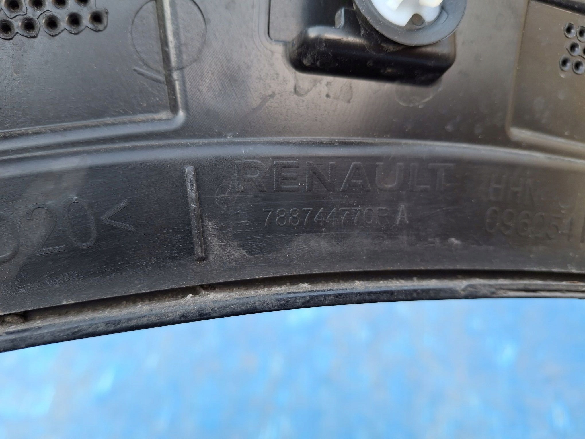 cap for fender right rear RENAULT AUSTRAL 2022R->
