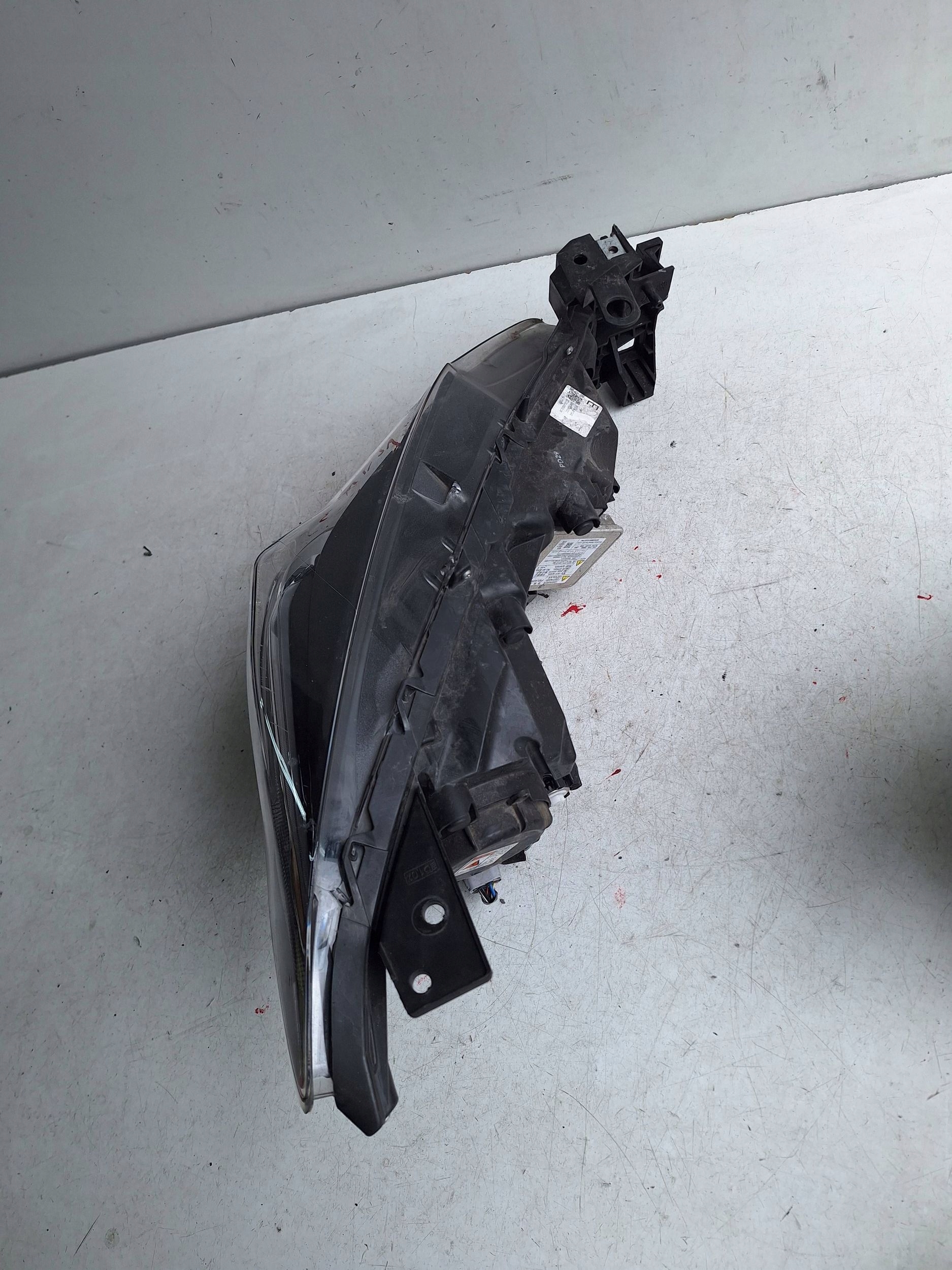 MAZDA 3 BM 13-16 light left XENON UK-ANGLIK BHT651040