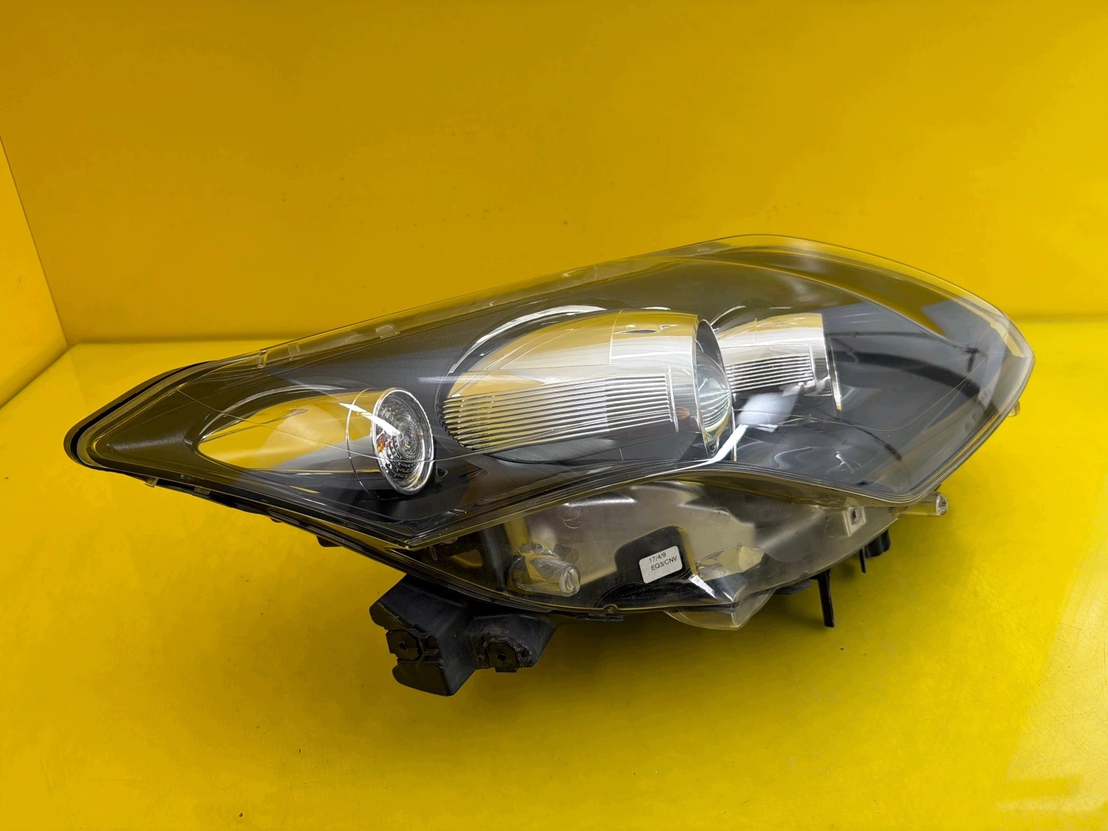 light right Renault Laguna III 3 Xenon 2007- 260100043R