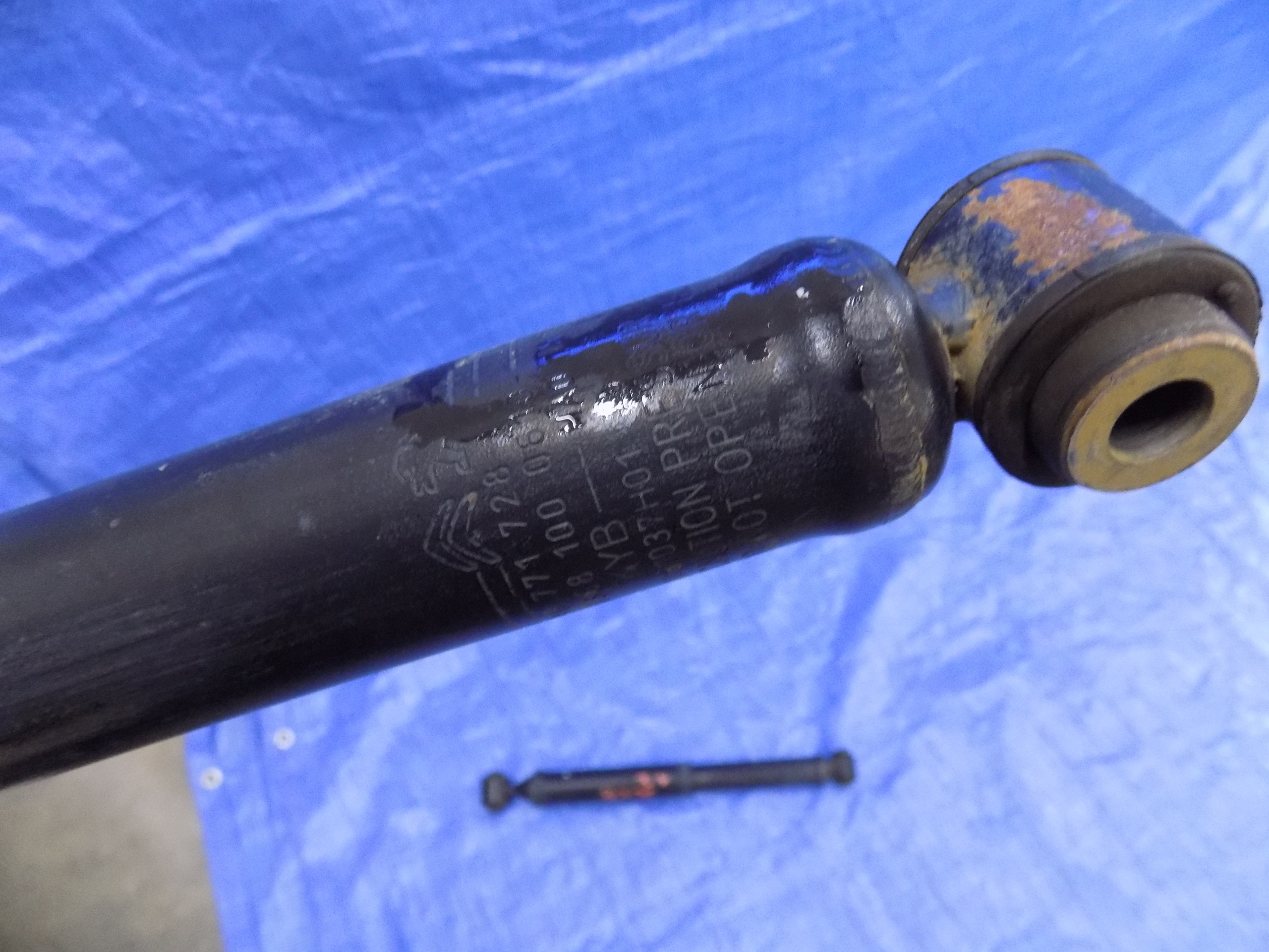 shock absorbers rear part rear. PEUGEOT 2008 15R 1,2THP