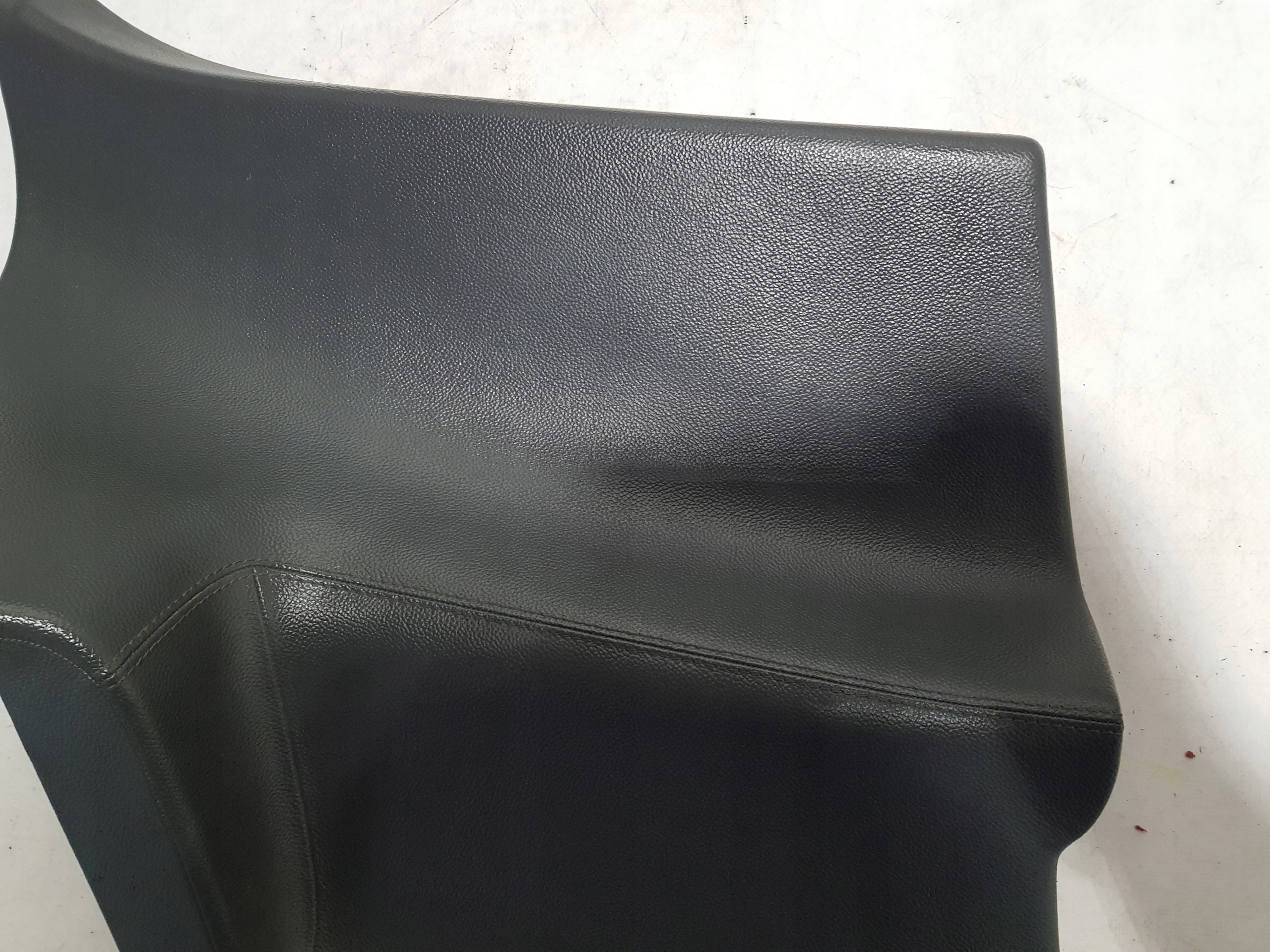 side upholstery left rear part MERCEDES SL R230 W230