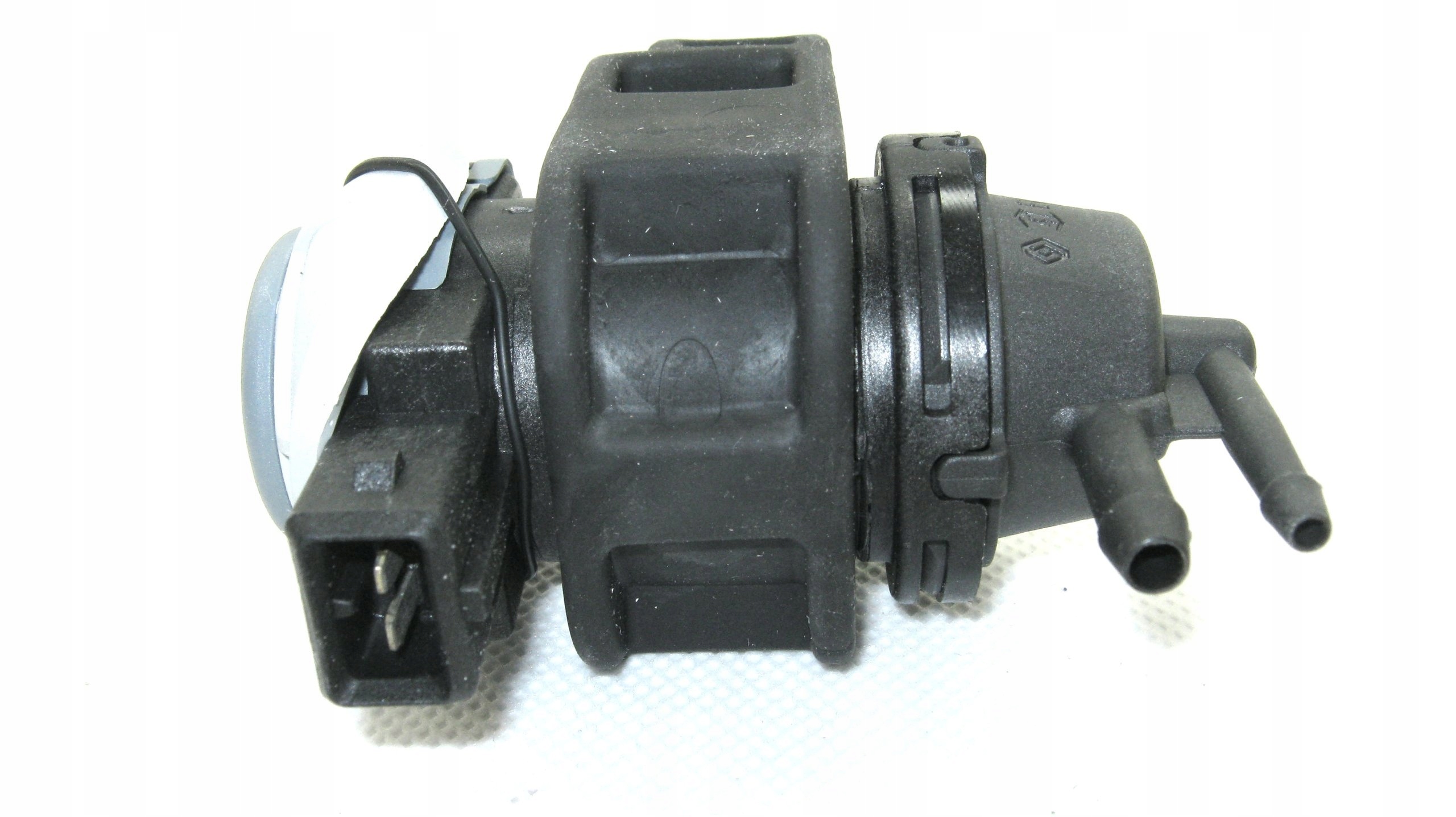 ELEKTROZAWÓR TURBO RENAULT 2.0 DCI 8200575400 Producent części Renault OE