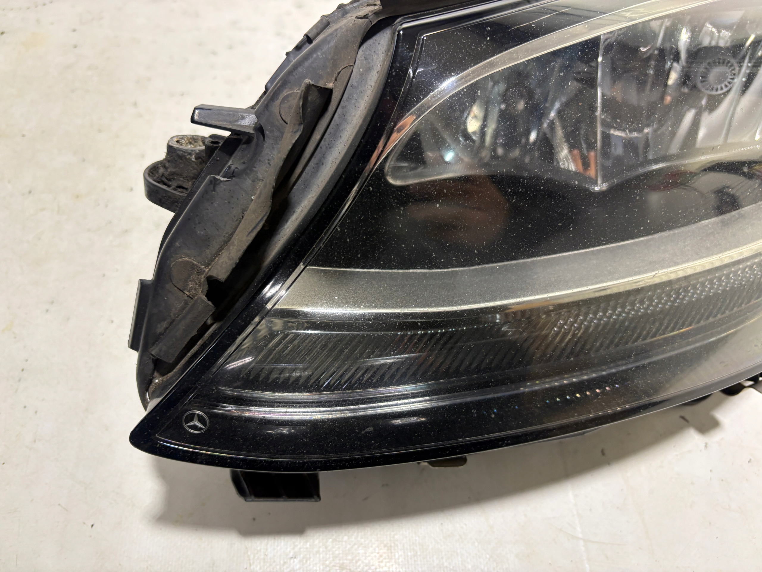 light left left front front MERCEDES W205 H7 A2058200761