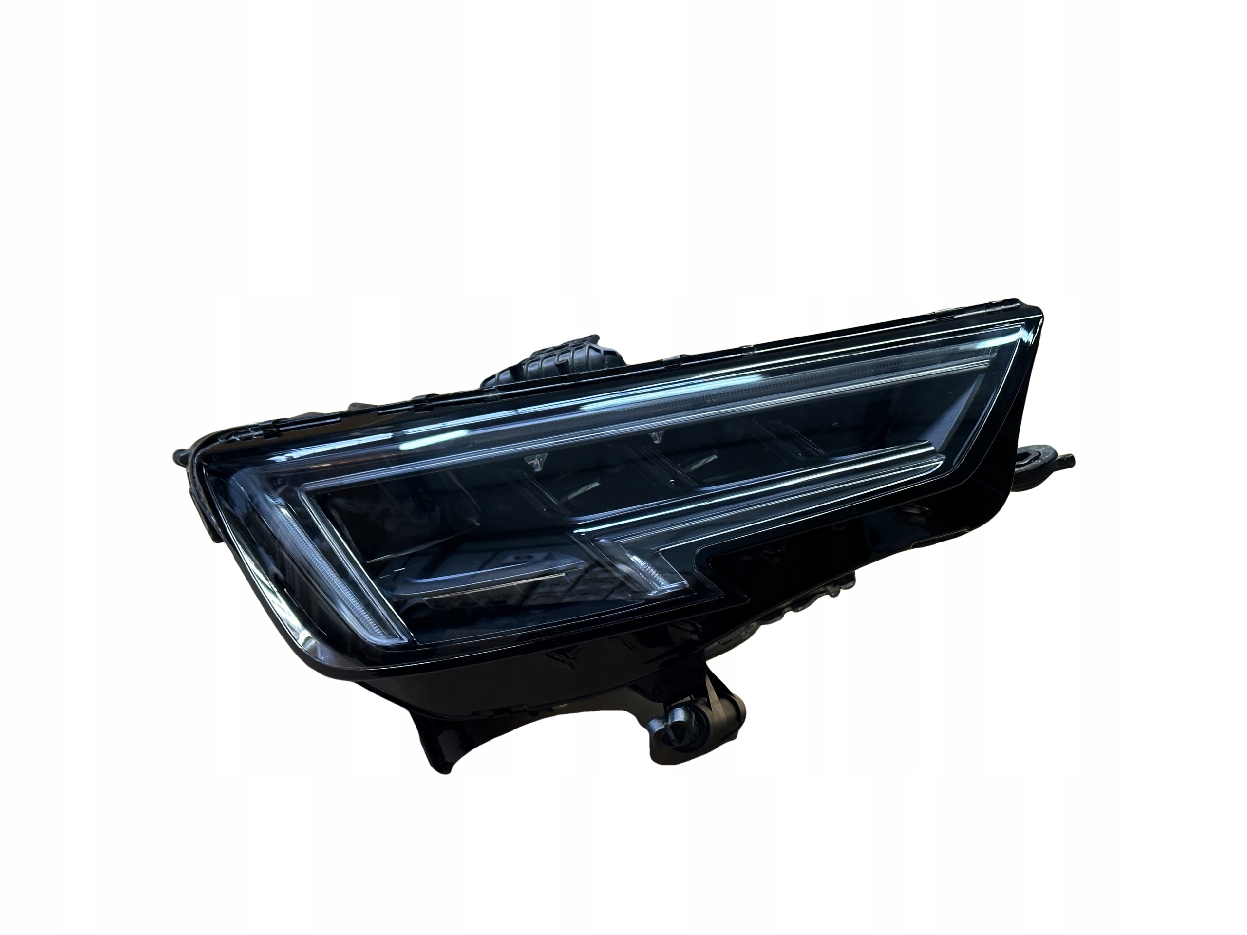 AUDI RS4 A4 8W B9 LAMPA PRAWA MATRIX 8W0941036C