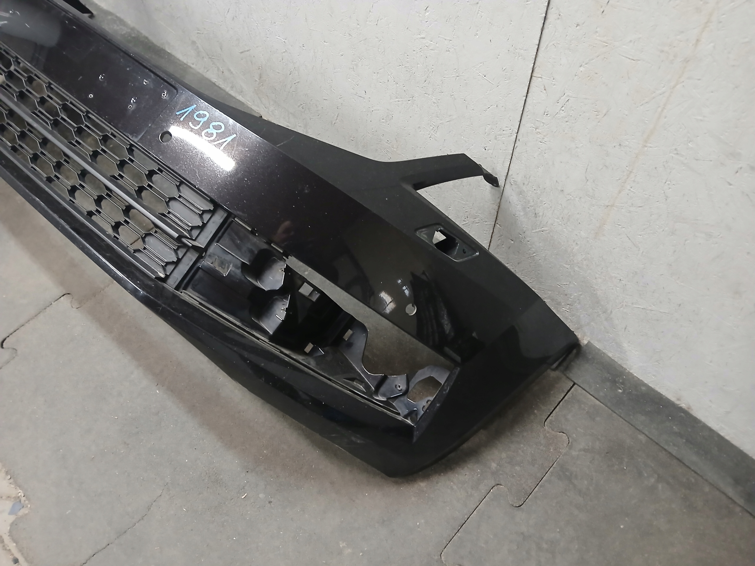 bumper front SKODA OCTAVIA III 3 LIFT 17- 5E