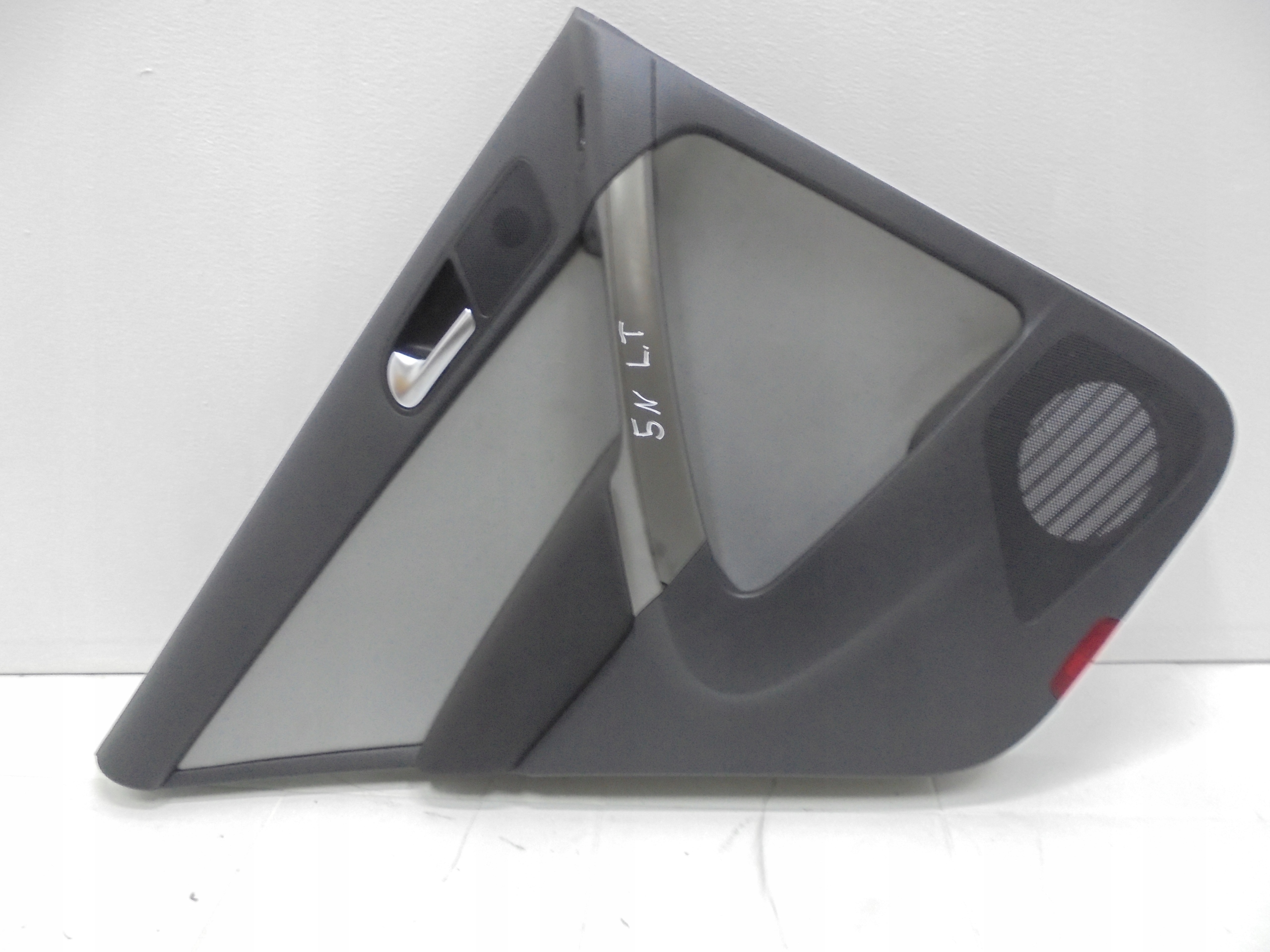VW TIGUAN 5N 07-15 UPHOLSTERY LEFT REAR PART