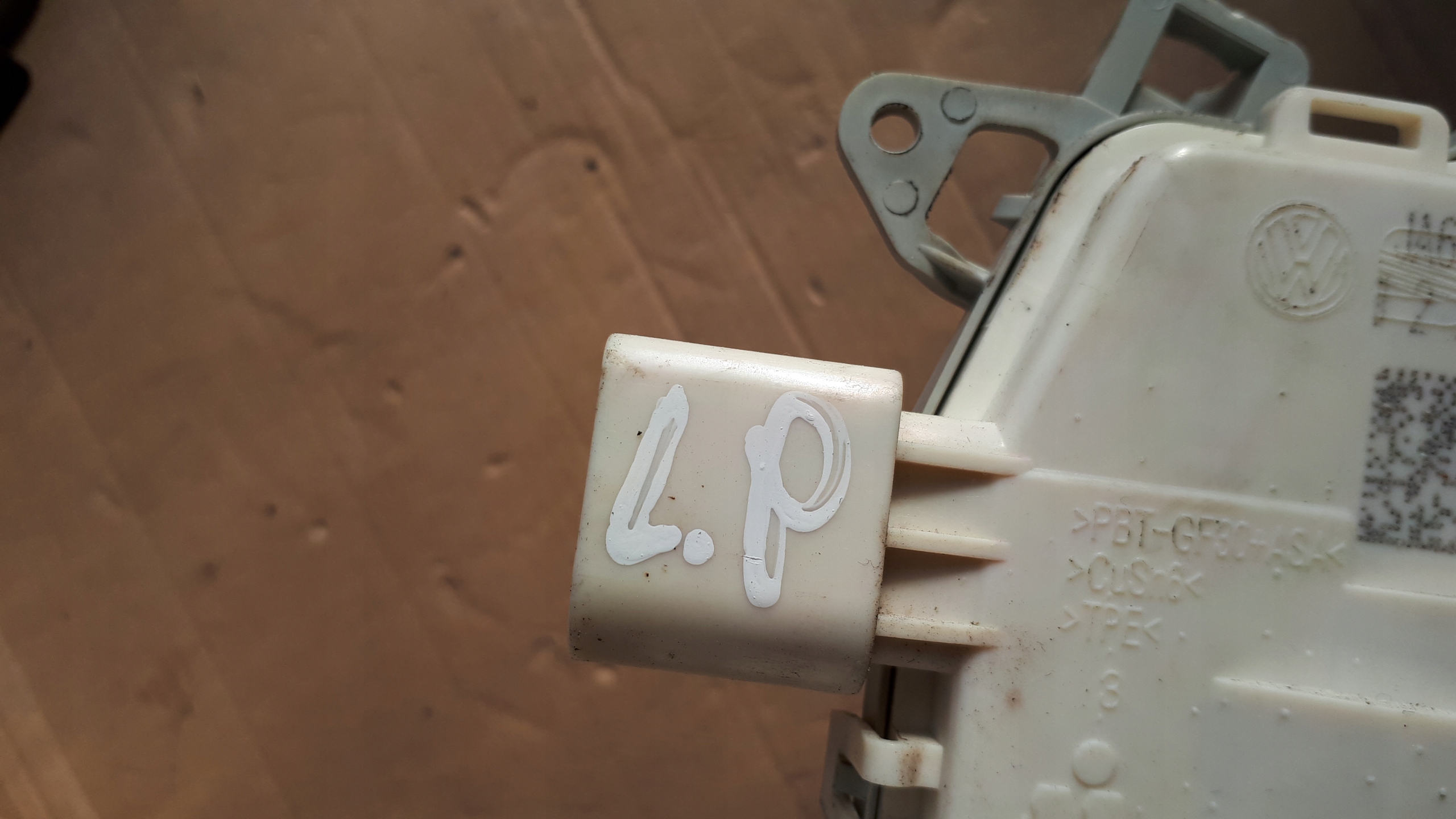 A6 C7 4G lock door left front 6PIN A7 S4 B8 A5