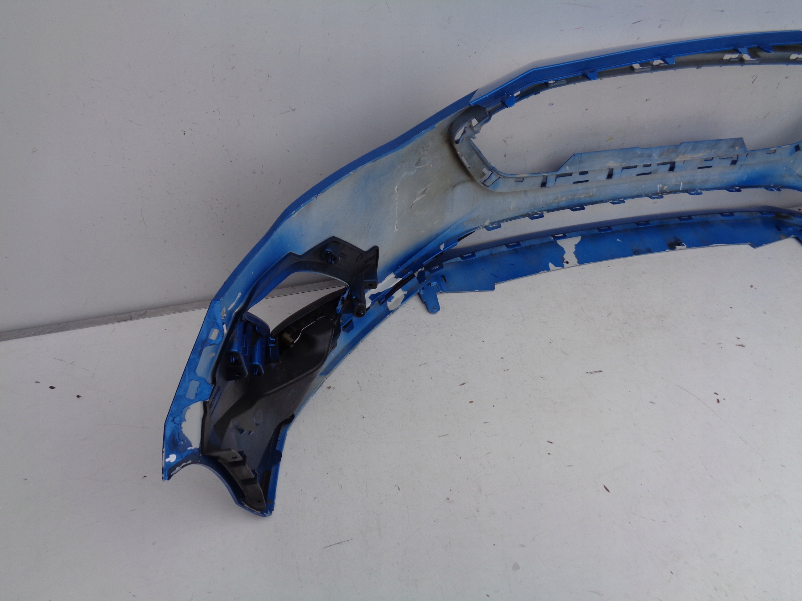 FRONTSTOSSSTANGE FORD FOCUS MK4 18- NR 32753