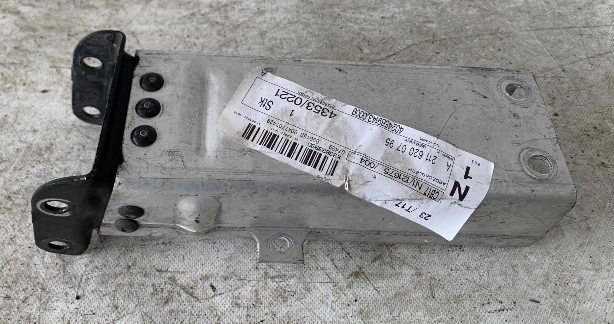 beam tip left MERCEDES E 211 A2116200795