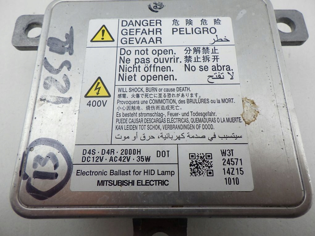 MAZDA control unit module of the lights lights XENON D4SD4R2000H
