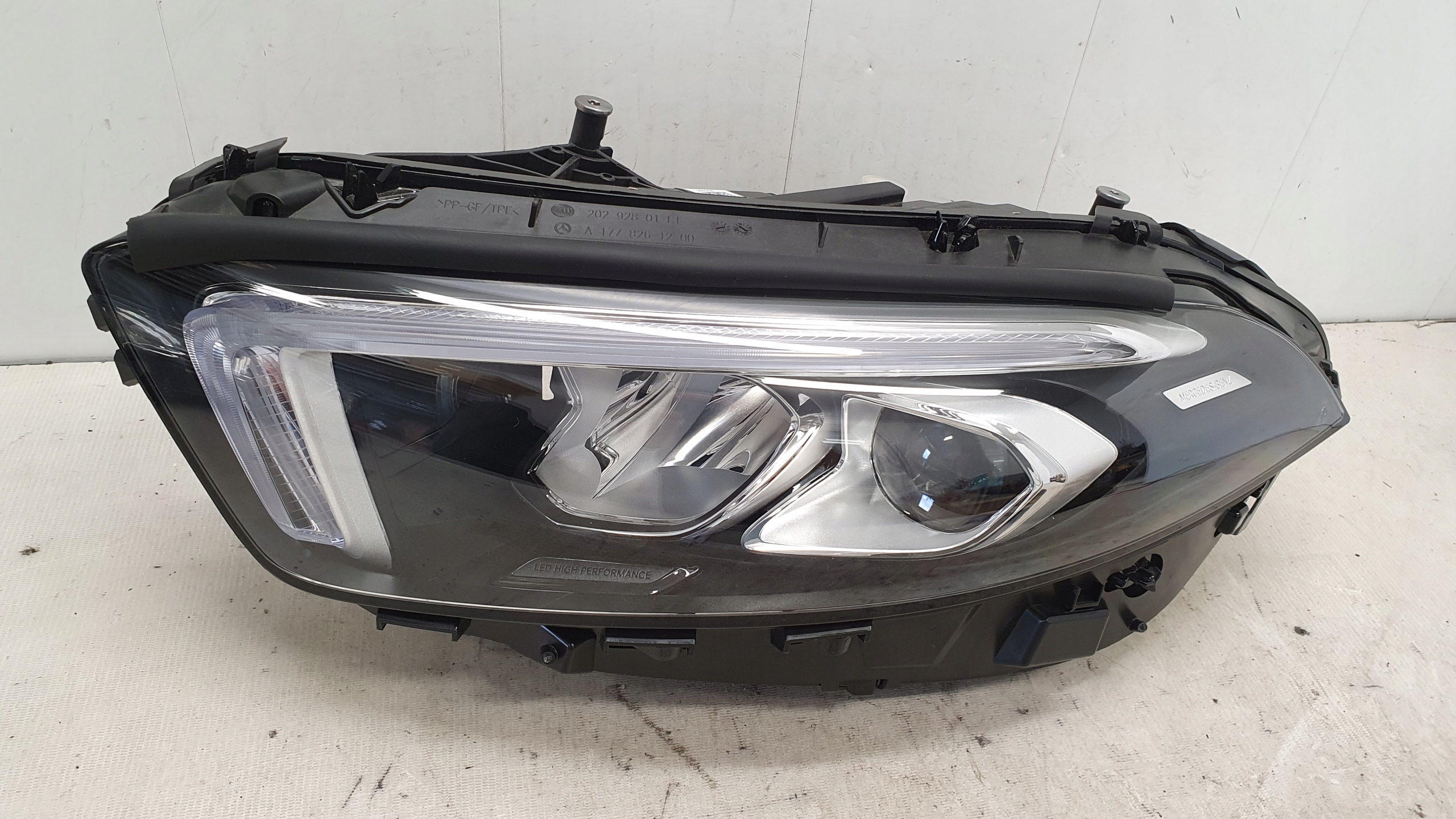 LAMPA PRZÓD LEWA MERCEDES A W177 FULL LED NOWA ORG