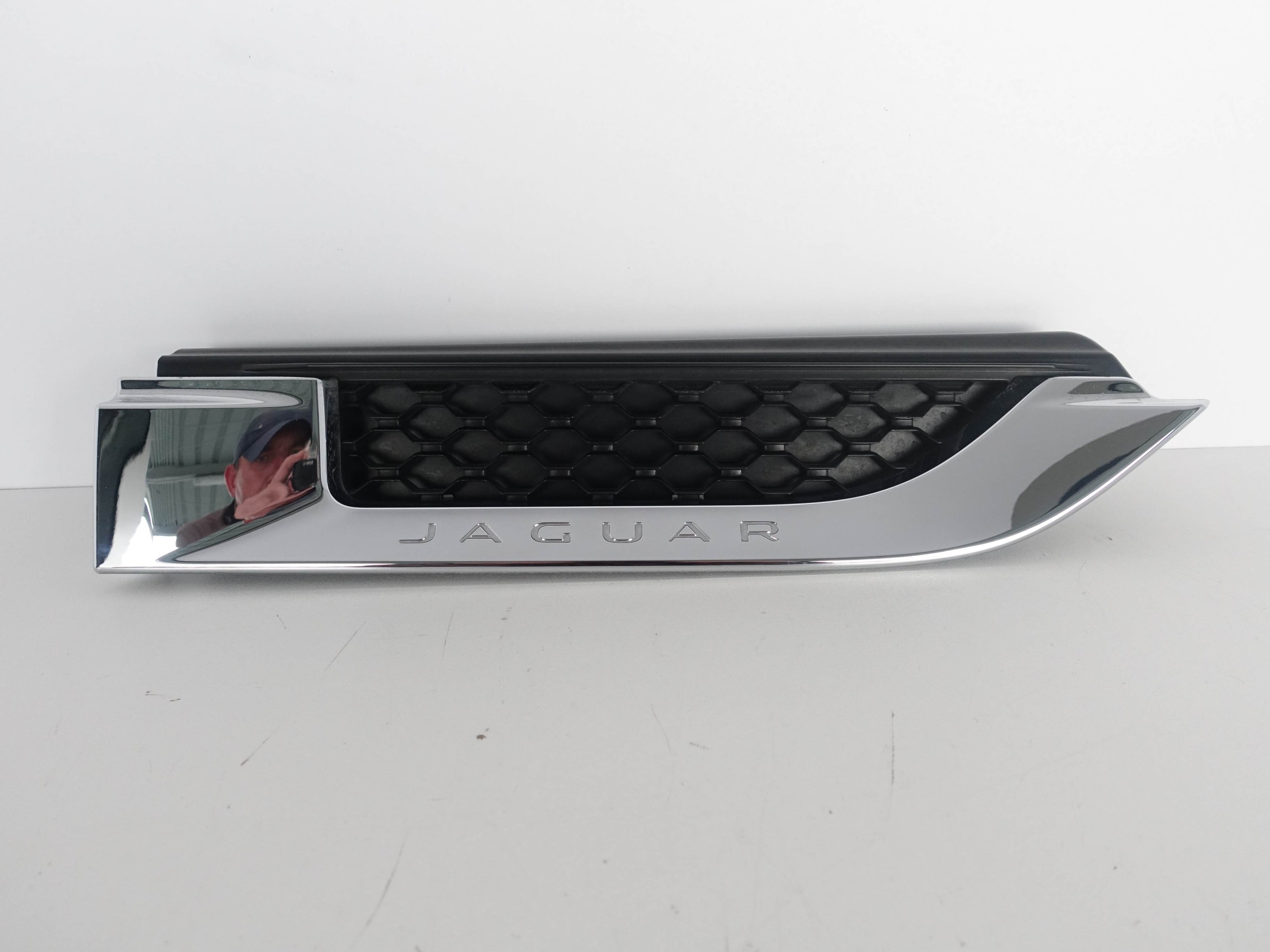 JAGUAR F-TYPE 14- grid intake right grille front