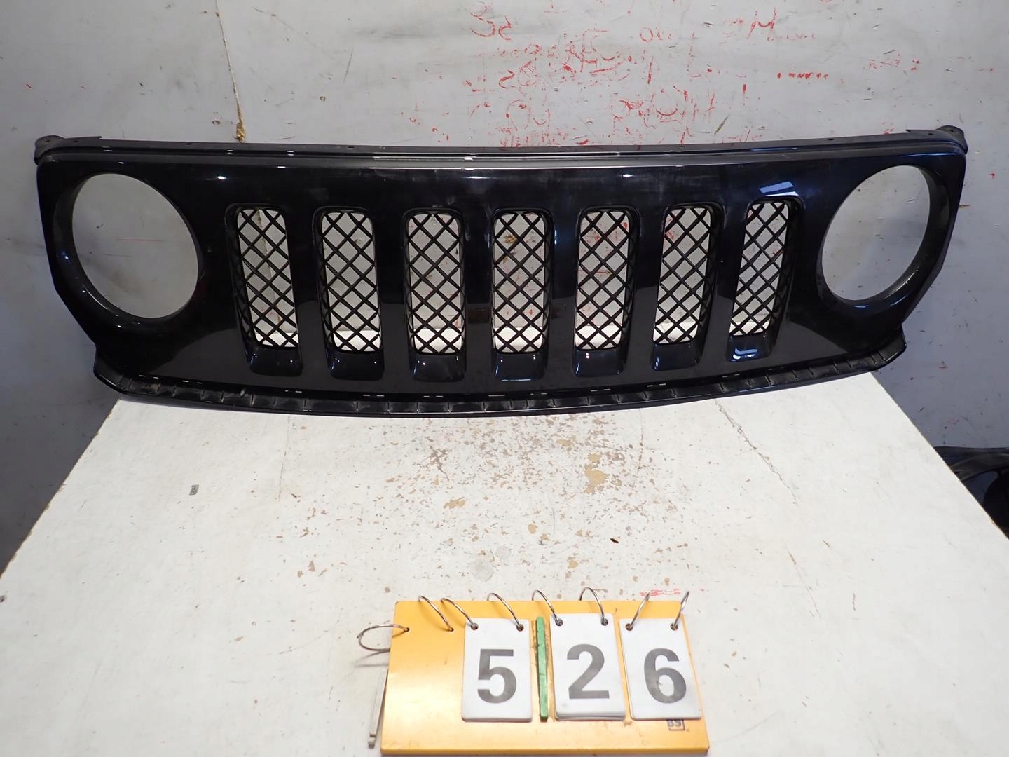 Grill JEEP PATRIOT 2012- 68091527AA