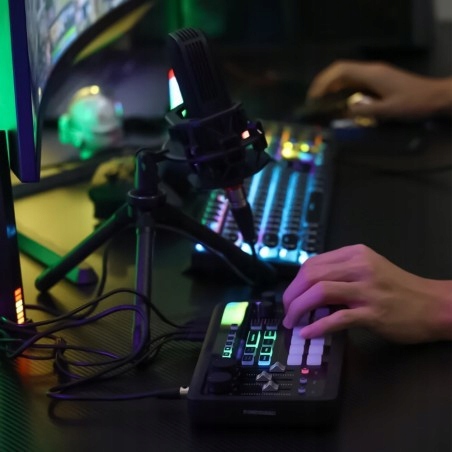Ulanzi AX01 UCaster Live je kompaktný audio mixážny pult a zvuková karta.