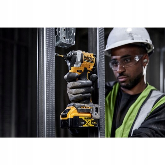 ZAKRĘTARKA UDAROWA AKUMULATOROWA DCF850N DEWALT Marka DeWalt