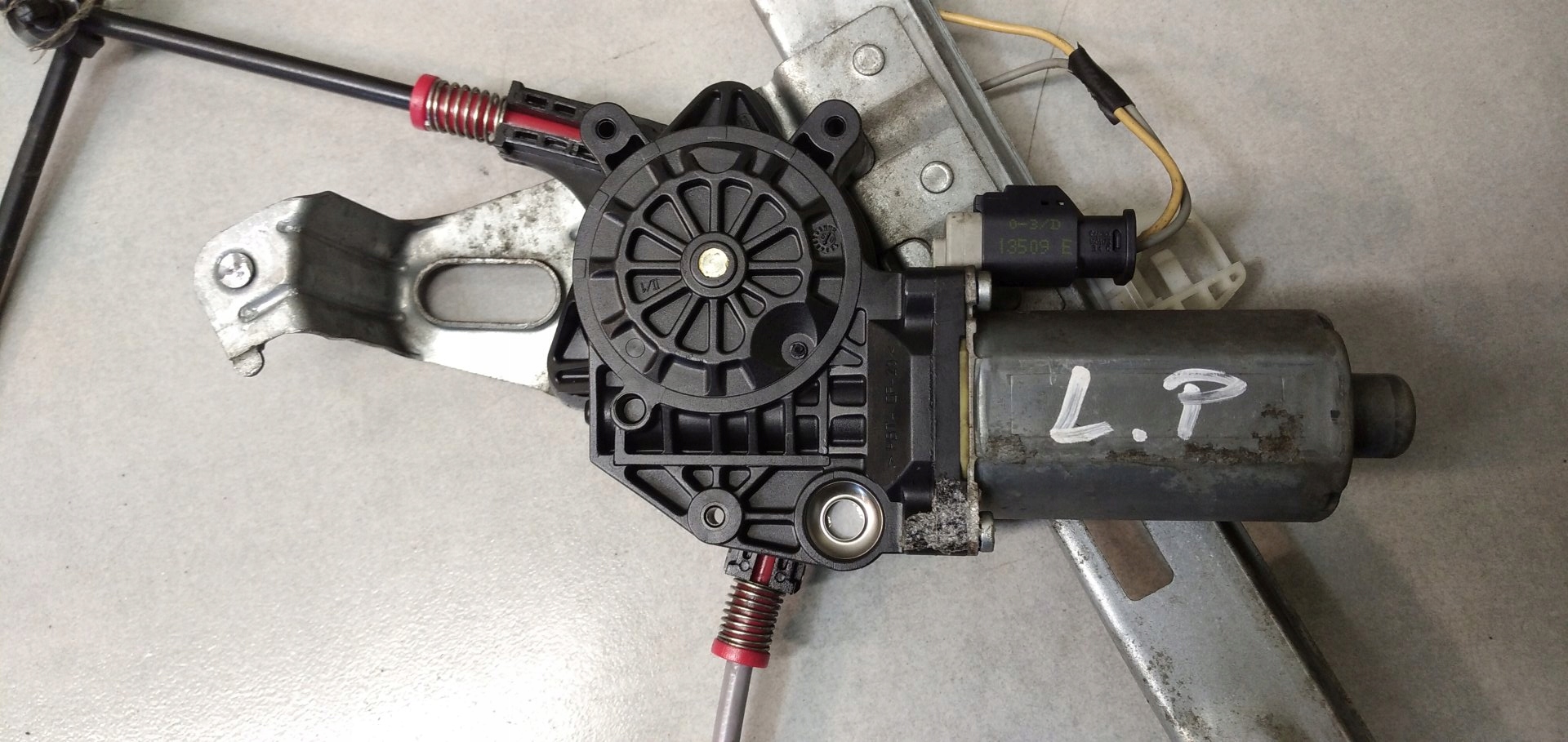 window regulator left front PEUGEOT 206 plus