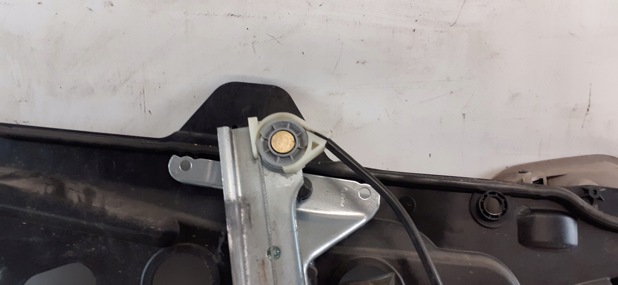 window regulator right front FORD FIESTA MK6 5D