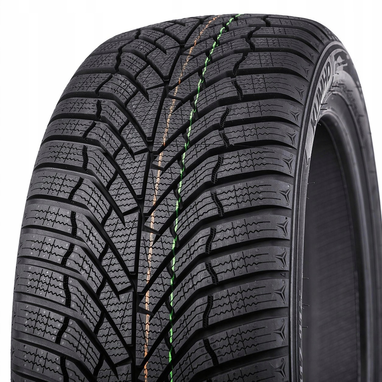 1x Zimní Pneumatika 215/50R18 Kumho Wintercraft WP52