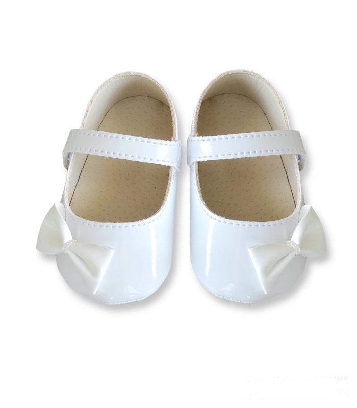 BUCIKI lakierki eleganckie do chrztu 11cm.