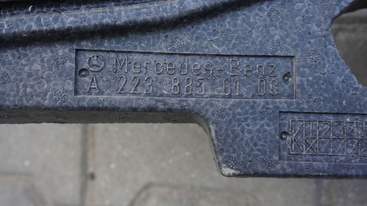 MERCEDES S W 223 - ABSORBER nárazníku předek