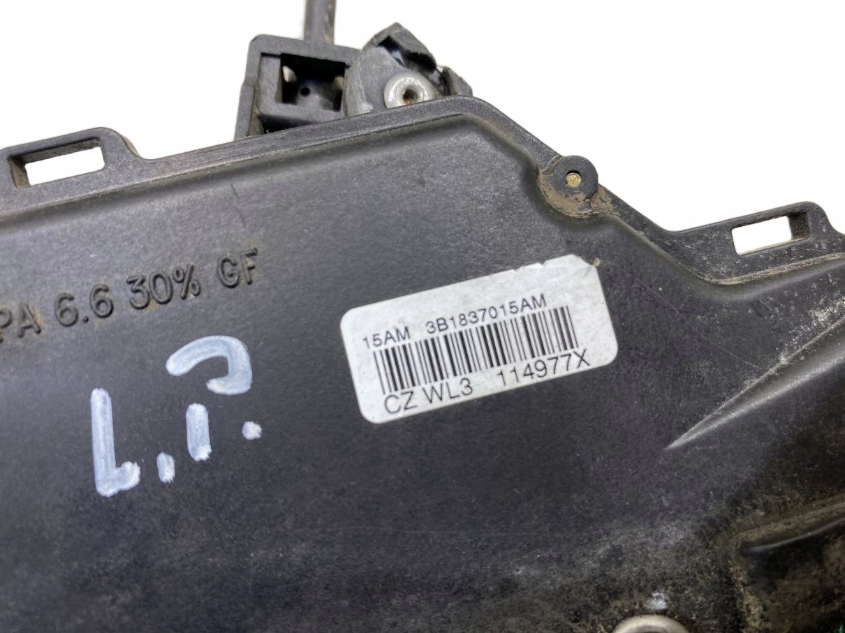 lock door left front SKODA FABIA and 8 PIN 3B1837015AM
