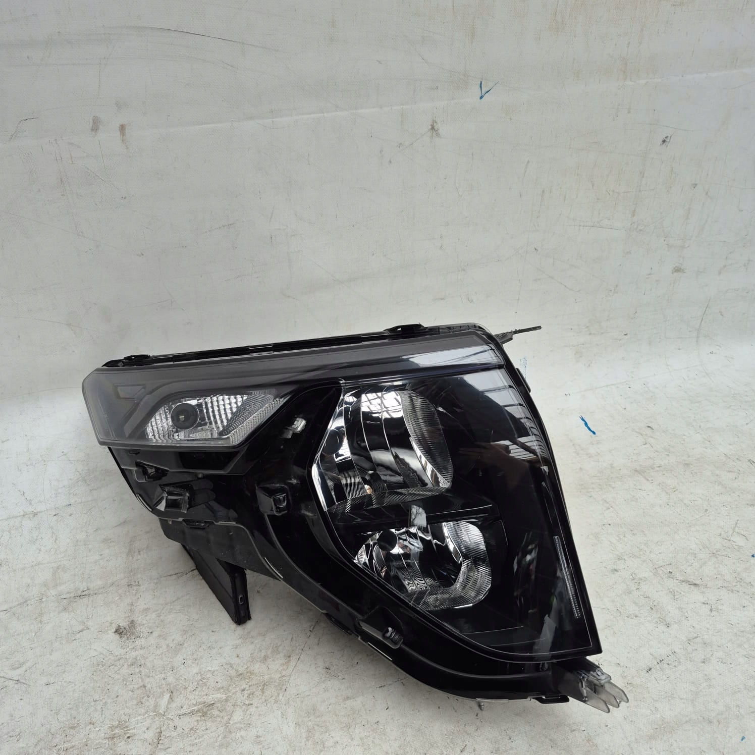 FORD TRANSIT COURIER MK3 24- light right front front R2X6-13W029-CF