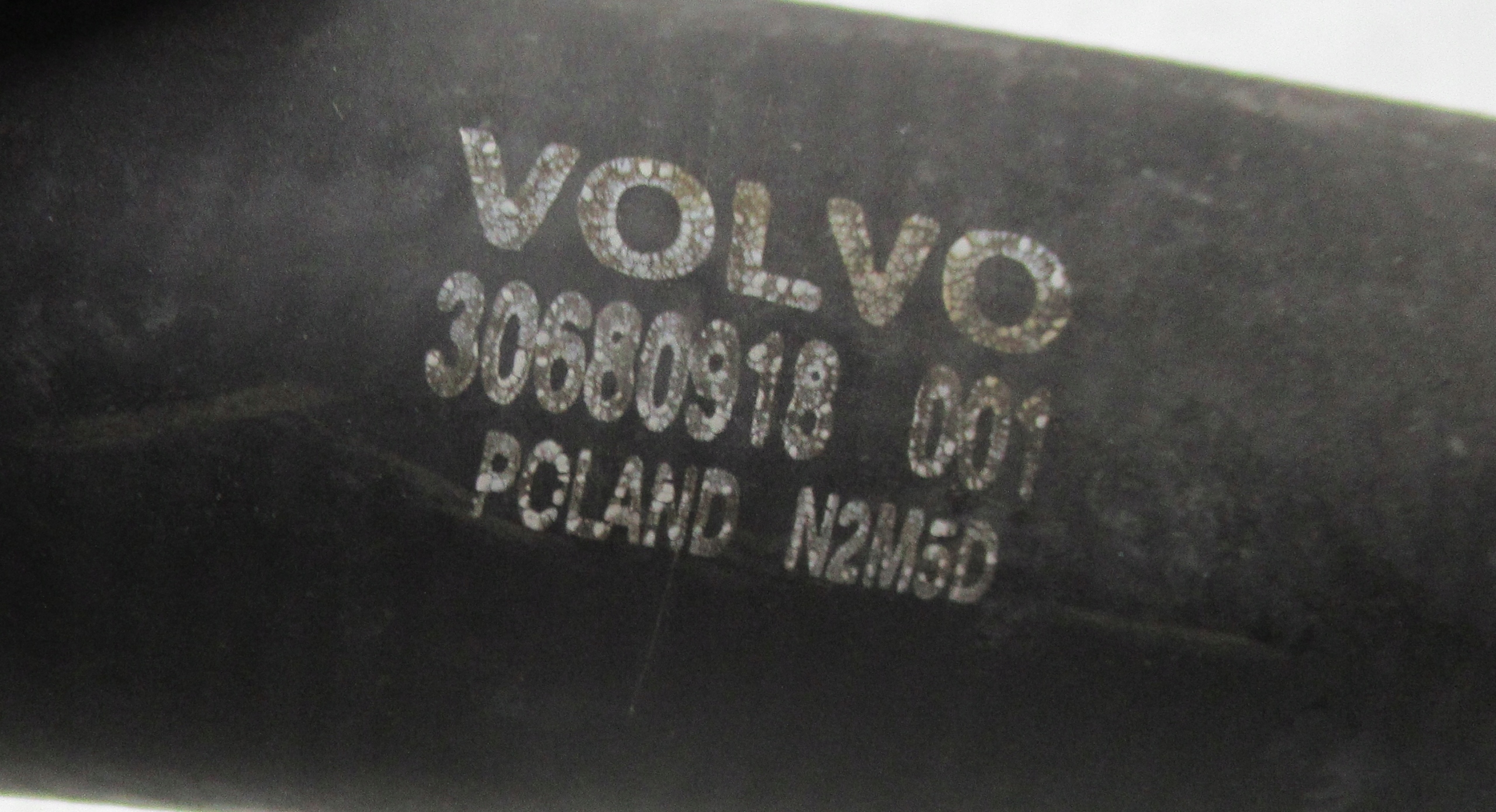 VOLVO S60 2.4 B crijevo cijev vode 30680918