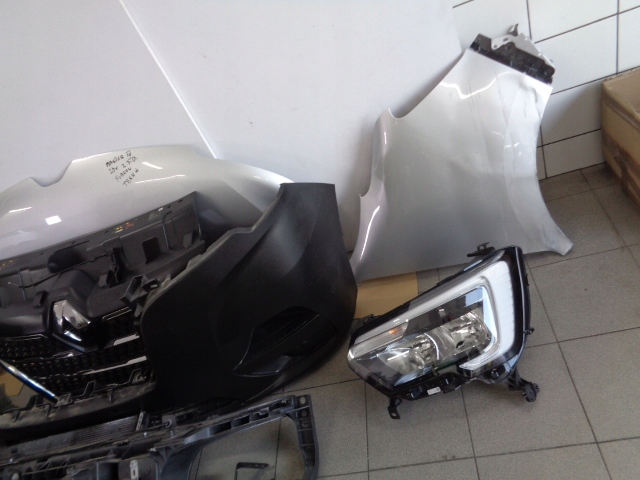 MASKA ZDERZAK BŁOTNIK LAMPA LED RENAULT MASTER IV 2023 2.3 DIESEL TEKNH Producent części Renault OE