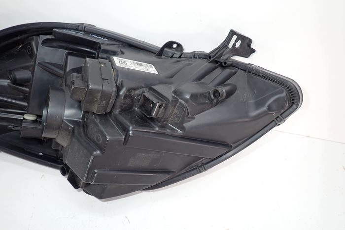 TOYOTA YARIS II LIFT 09-12 reflektor left light left