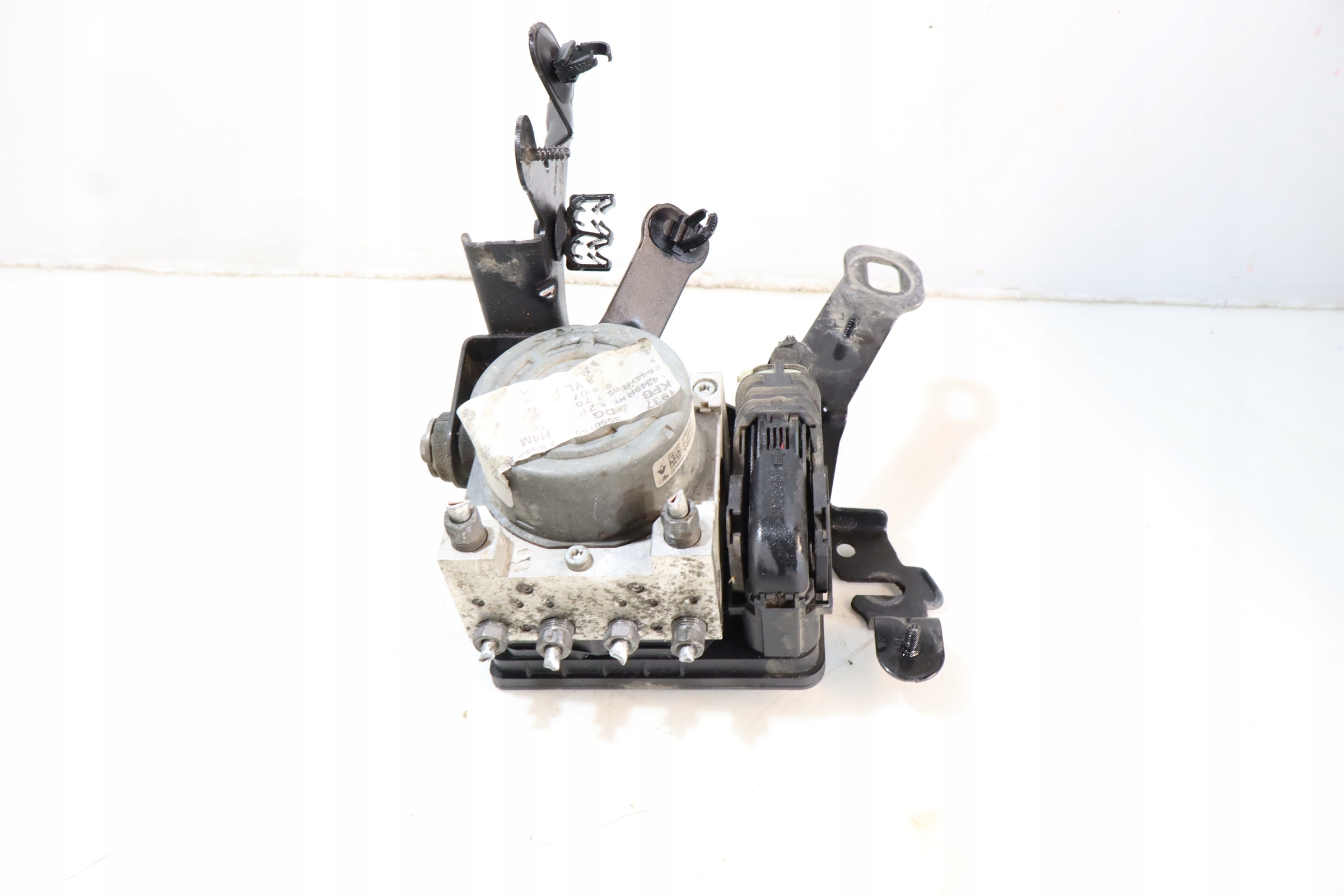 насос ABS renault MEGANE IV 1.6