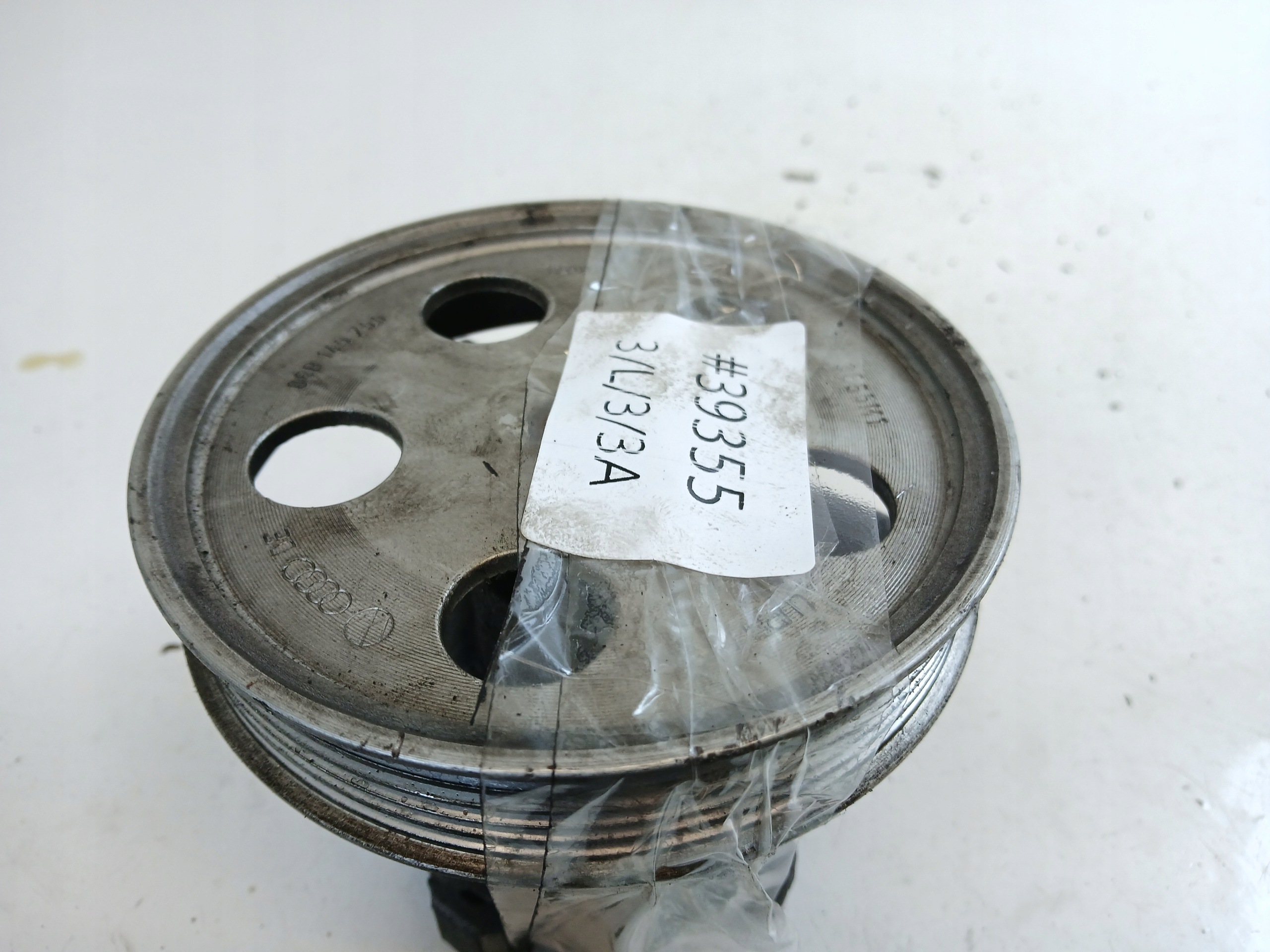 AUDI A4 B6 B7 1.8 T servo pump 8E0145153 110 BAR
