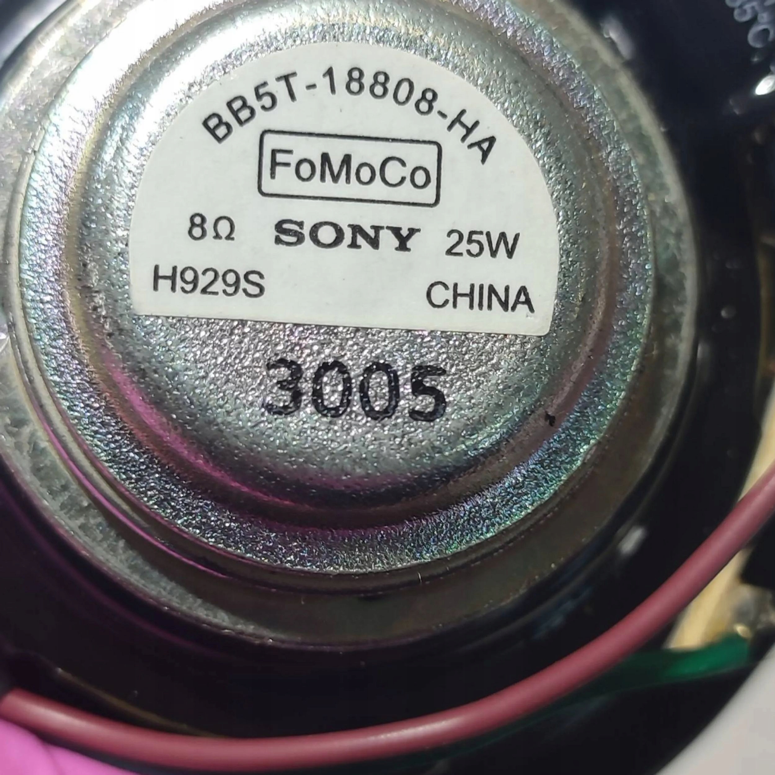 Ford Mondeo MK5 16r 2.0TDCi speaker