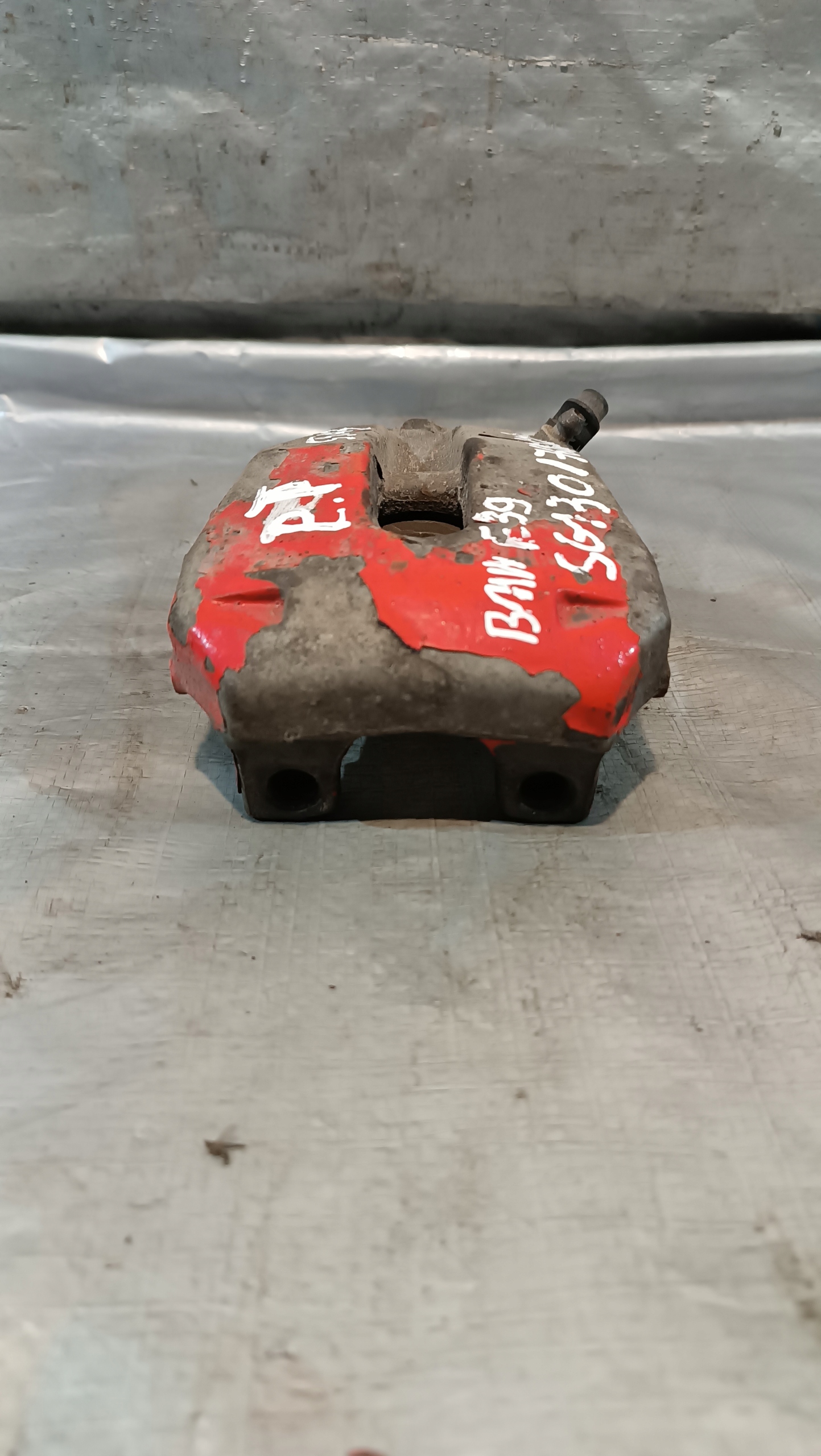 caliper brake right rear part BMW E39 520i