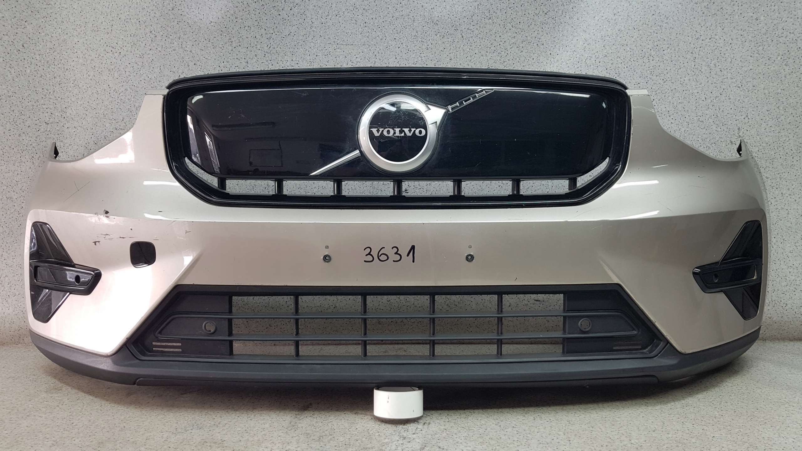 VOLVO XC40 XC 40 C40 C 40 RECHARGE LIFT bumper front 3631