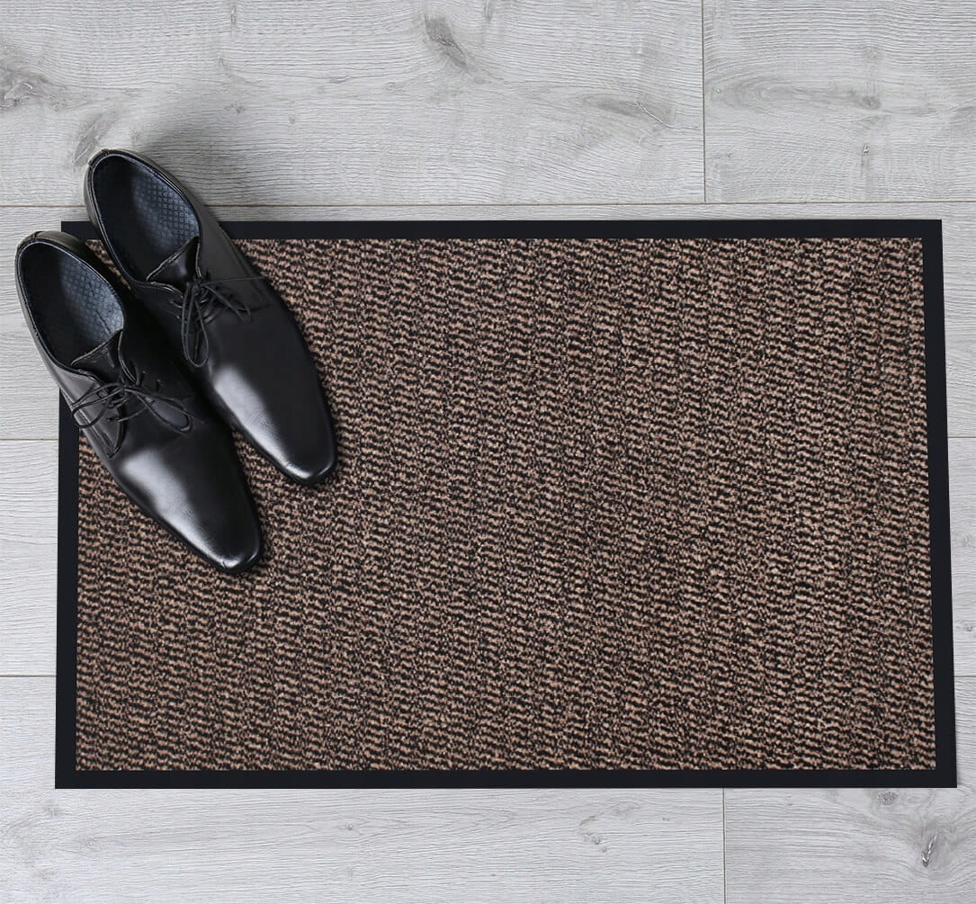 WYCIERACZKA POD DRZWI WEJŚCIOWA ZEWNĘTRZNA WYCIERACZKI DO BUTÓW 60X90 CM Kod producenta WYCIERACZKA WEJŚCIOWA PRZED DRZWI BRĄZOWA