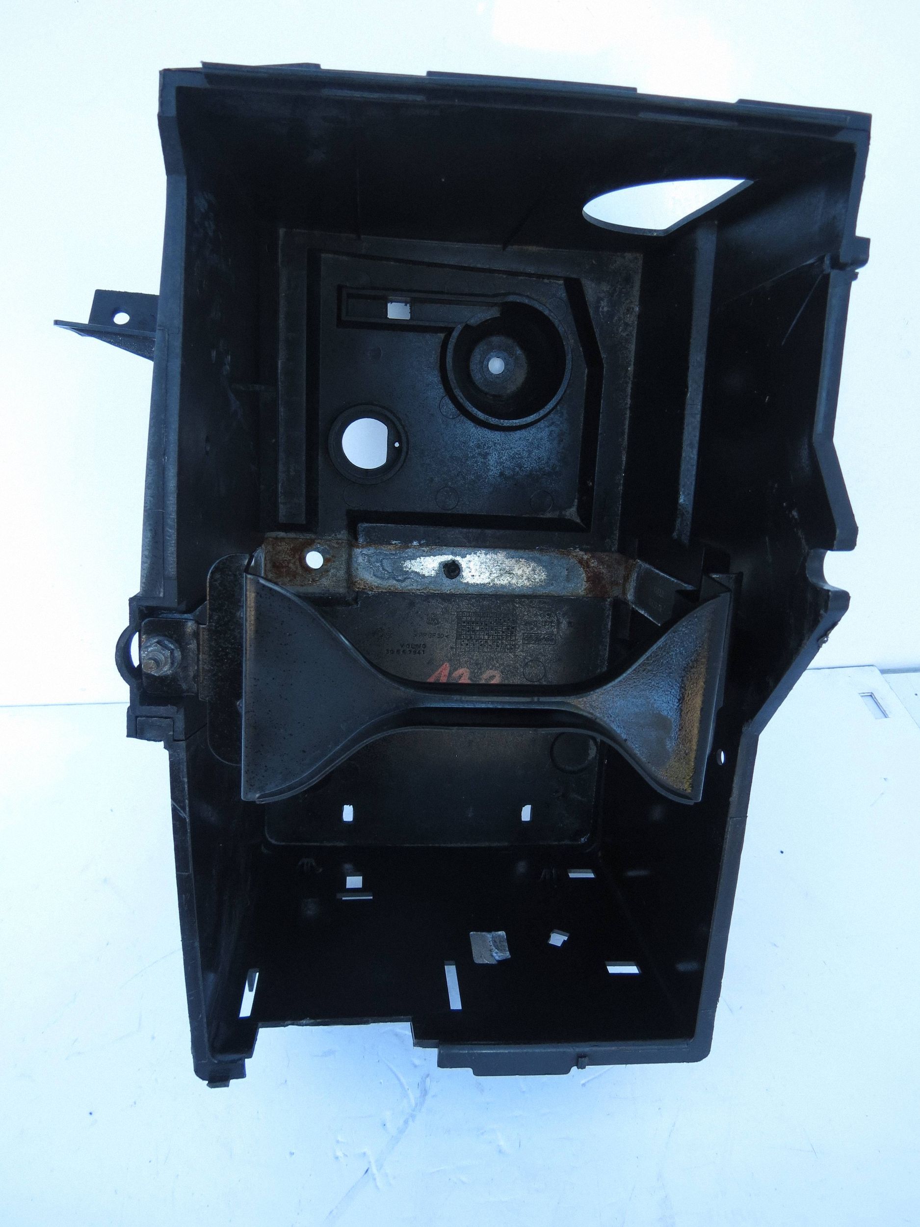 držiak obal akumulátora VOLVO S40 30667941