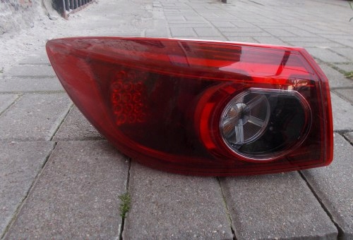 MAZDA 3 BM 13-18 SEDAN LAMPA TYLNA LEWA EUROPA!