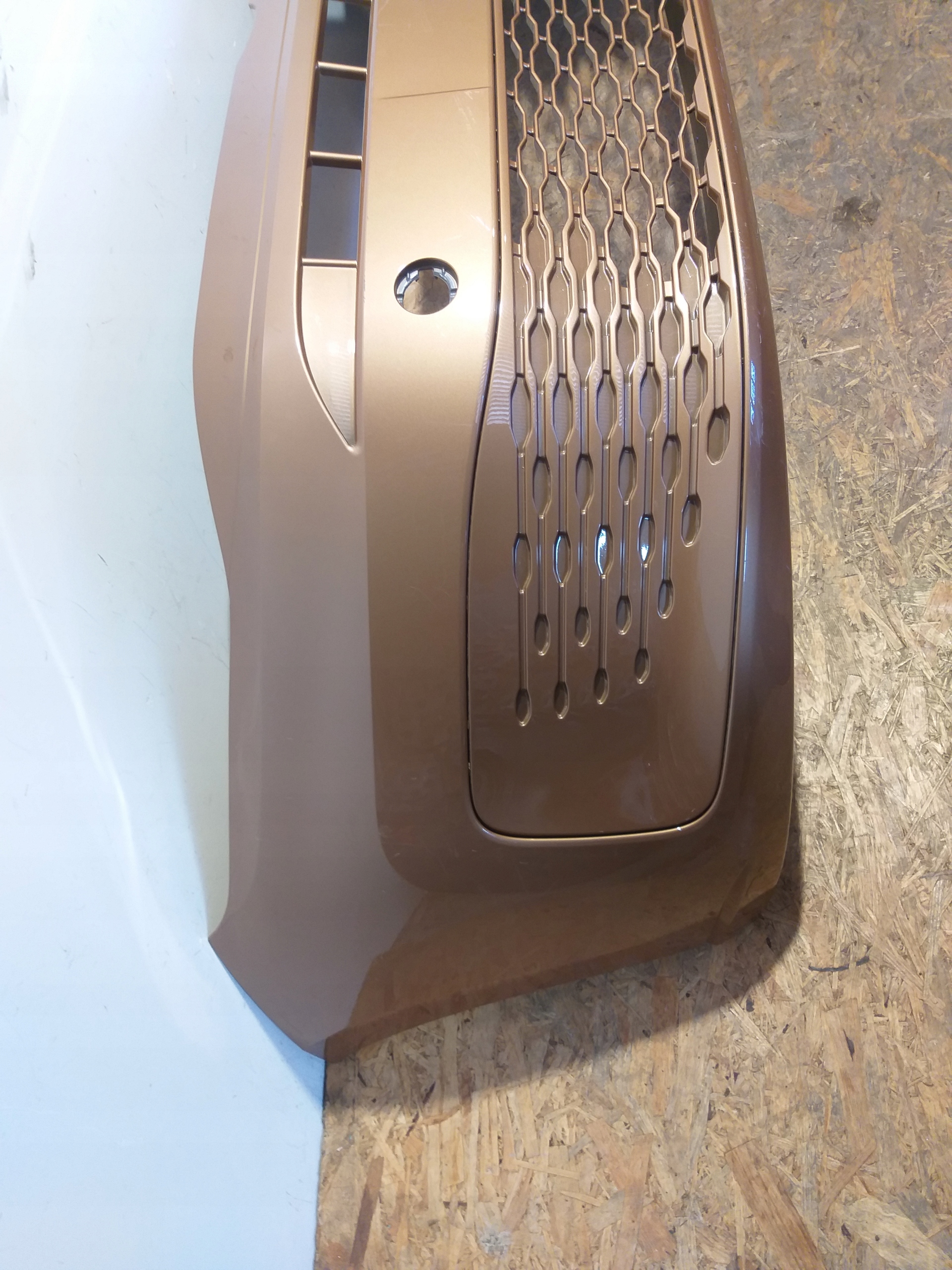bumper front VW Volkswagen Caddy V 2K7 2K7807221A