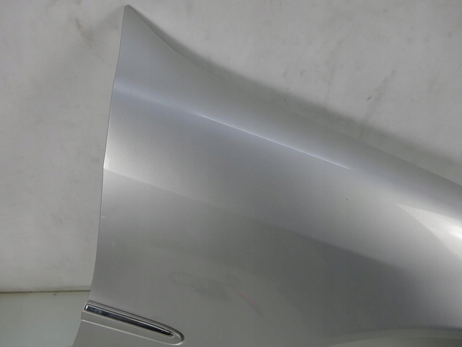 MERCEDES S W220 fender right front 744