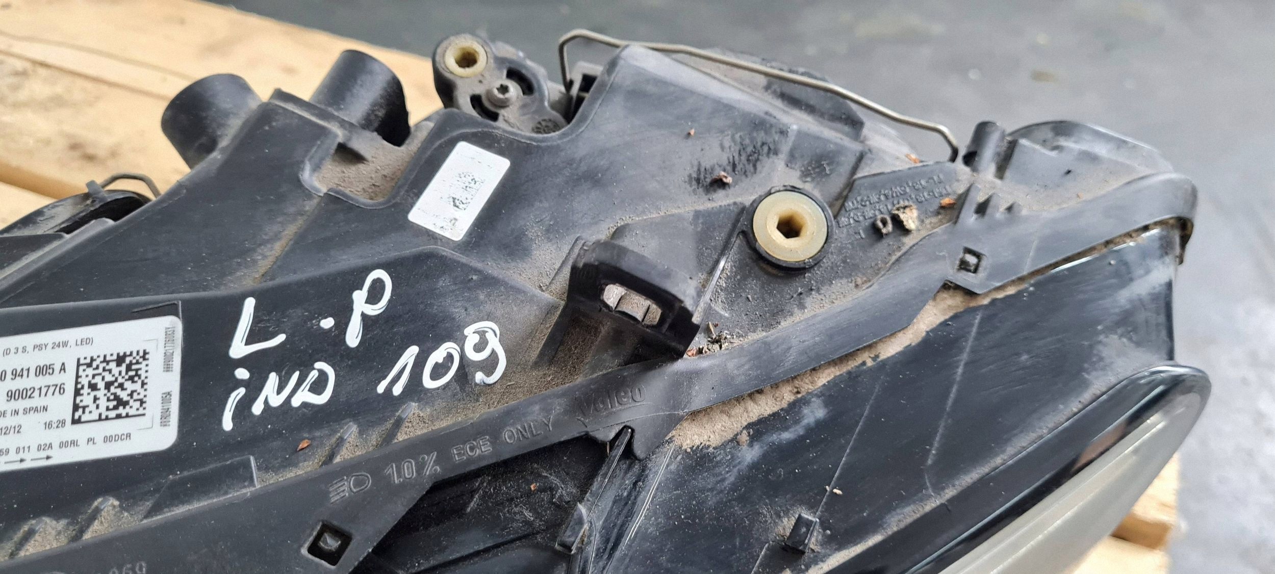 Q5 8R SQ5 LIFT light left left front front ANGLIK 8R0941005A