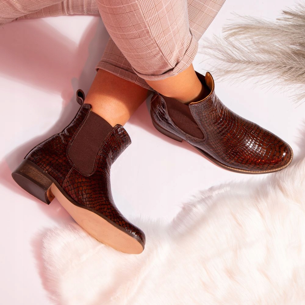 

Jesienne Botki Płaskie Gumki Skórzane Camel Wąż 38