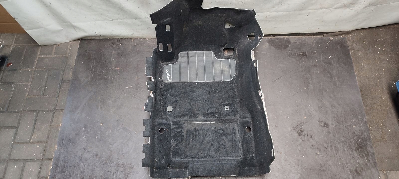 mats floor VW Touran and LIFT 1,4 TSI