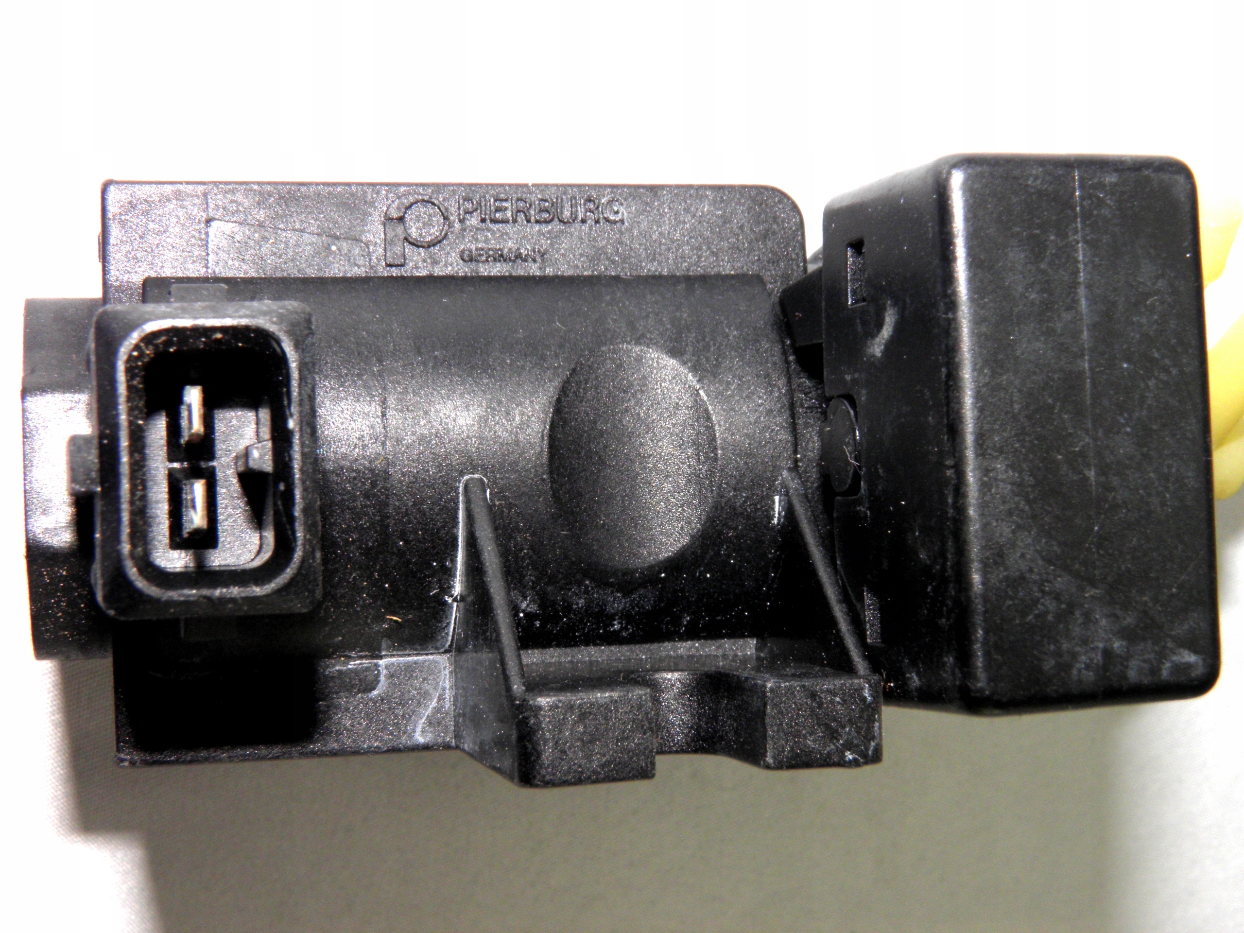 ZAWÓR TURBINY EGR N75 55566898 VECTRA ASTRA SIGNUM Producent części Pierburg